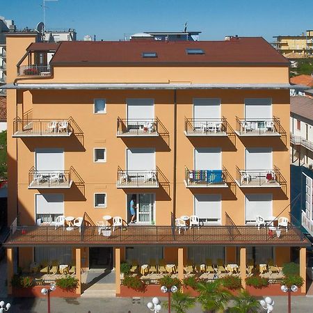 Pensione Villa Joli Lido di Jesolo Eksteriør billede